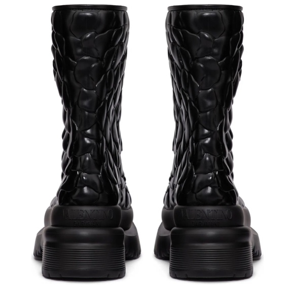 NIB $850 Valentino Atelier 03 Rose Edition Water Resistant Rain Boot in size 40! - Picture 5 of 6